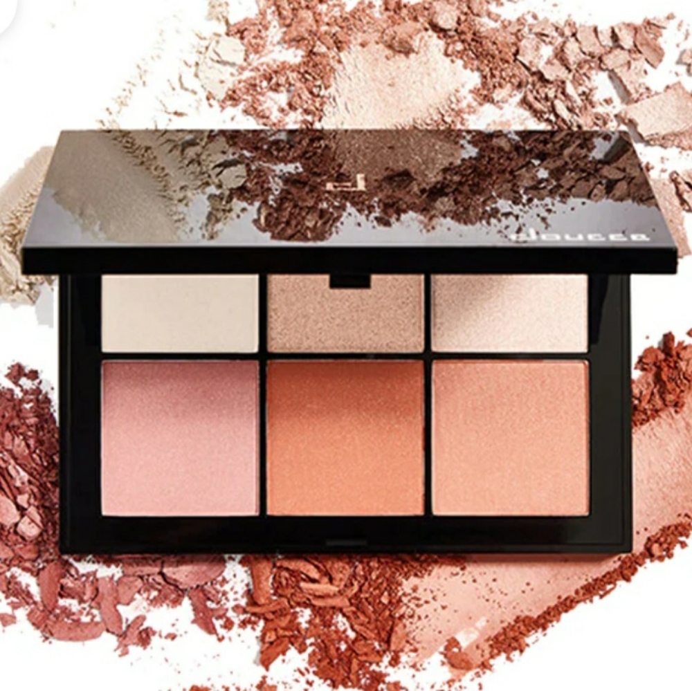 doucce posh powder palette